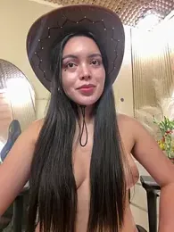 TS-SimplyTheBest webcam stripchat model stream image