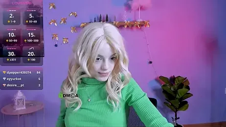 mia_starrr_ webcam model stream image