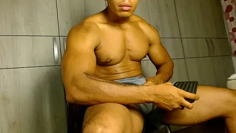 Muscle_Brown10 webcam model stream image