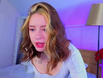 AmeliaShine1 webcam model stream image