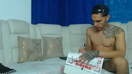 Hot_Sharks_ webcam model stream image