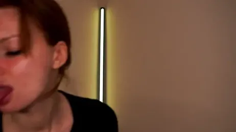 Liuba_Fox webcam model stream image