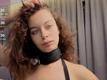 Lunessa webcam model stream image