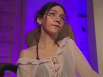 angels_kiss webcam model stream image