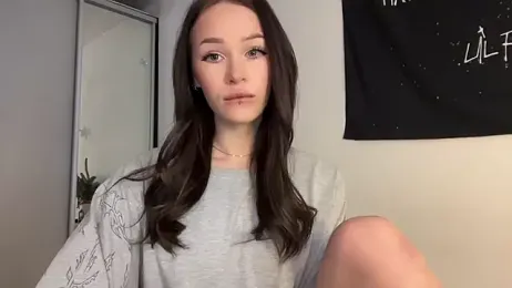 ur_molly webcam model stream image