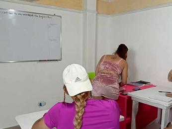 B612a webcam model stream image