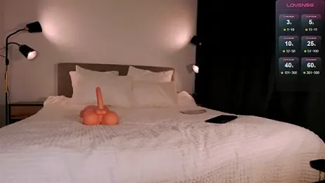 WOW-PeaCH-Girl webcam model stream image