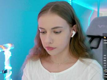 VikkiExtraCheese webcam bongacams model stream image