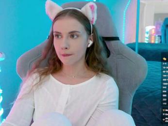 VikkiExtraCheese webcam bongacams model stream image