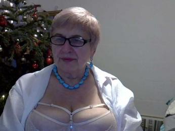 SweetCherry00 webcam model stream image