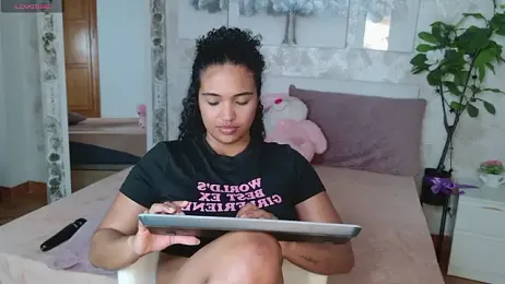 MilaTeenX webcam model stream image