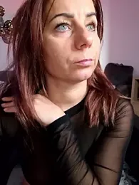 AngelaDesires webcam model stream image