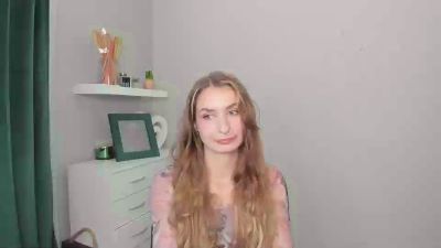 Hot_Nina19 webcam model stream image