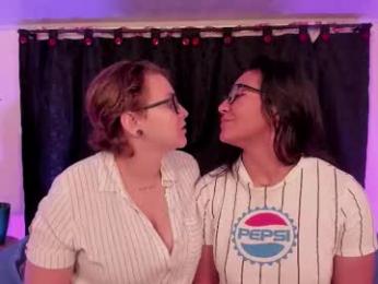 crazy_cakes_ webcam model stream image