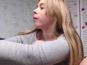 sofia_here webcam model stream image