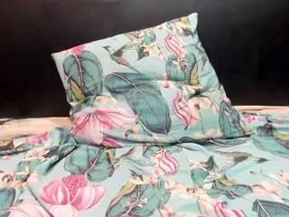 ultrachick webcam camsoda model stream image