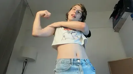 AvenGlow webcam model stream image