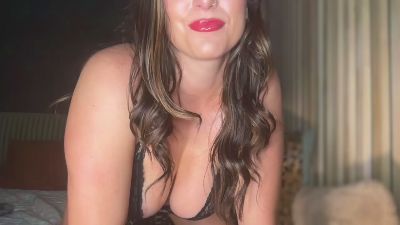 Unholyholly webcam model stream image