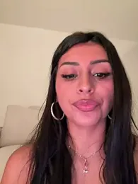 sweetAli_ webcam stripchat model stream image