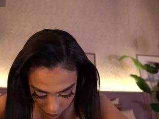 ellediane webcam model stream image