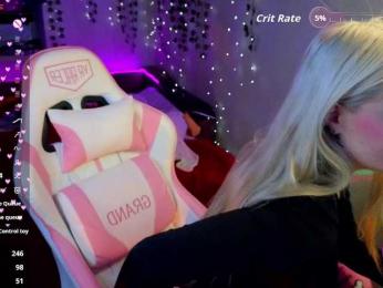 RedVelveten webcam bongacams model stream image