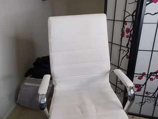 museum0fcum webcam model stream image