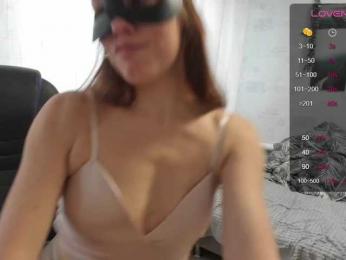 Lisamilf webcam model stream image