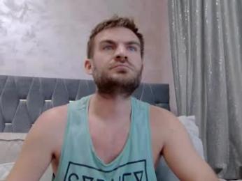 10in_deluxe webcam chaturbate model stream image