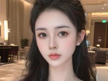 AgelaHui webcam model stream image