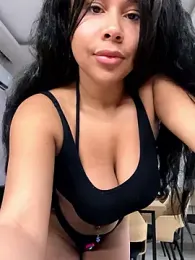 HaileyDiana webcam model stream image