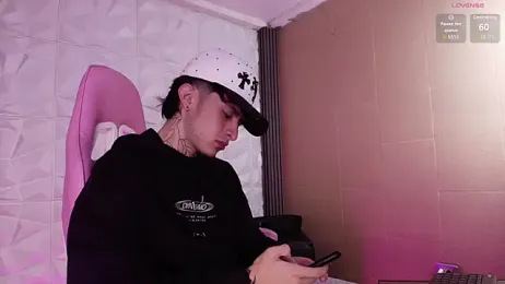 troy_rouge webcam model stream image