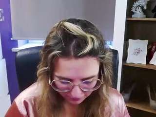 zoeyfancy webcam model stream image