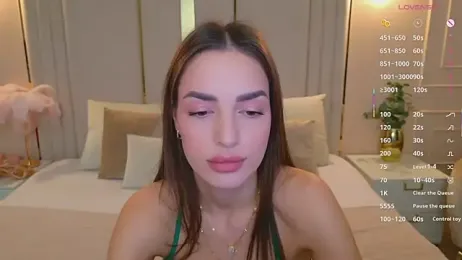 BellaHalles webcam model stream image