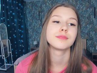 Tennille Dries webcam flirt4free model stream image