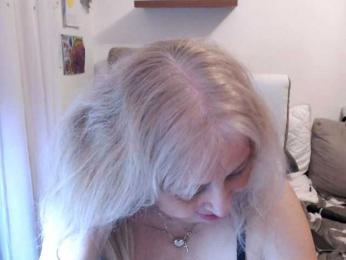 SusiLife webcam model stream image