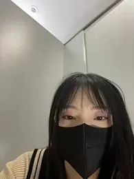 xiao-Lin webcam stripchat model stream image