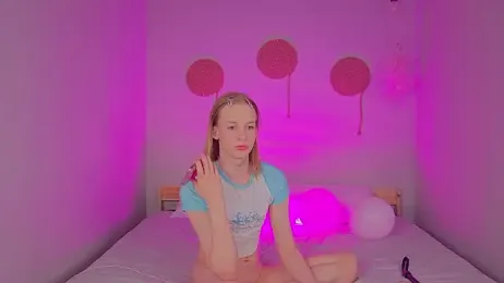 Olivia-Pink webcam stripchat model stream image