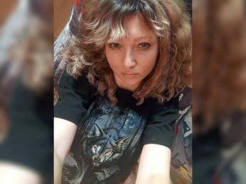 Lena-33 webcam model stream image