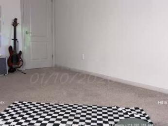 petitebrat webcam model stream image