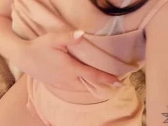 neldabestwick webcam model stream image