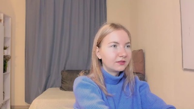 AlesiaTrench webcam model stream image