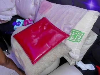 Daring-Latinavip webcam bongacams model stream image