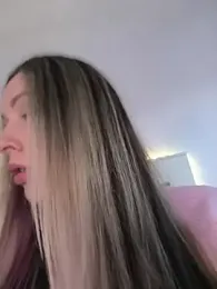 Mona_Plus webcam stripchat model stream image