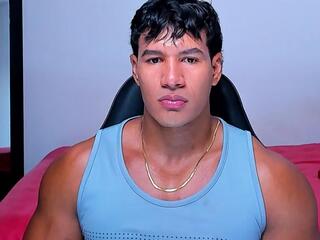 Cris Cruz webcam flirt4free model stream image