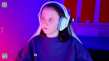 mon_lola webcam stripchat model stream image