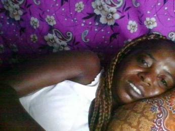 Christina-2 webcam bongacams model stream image