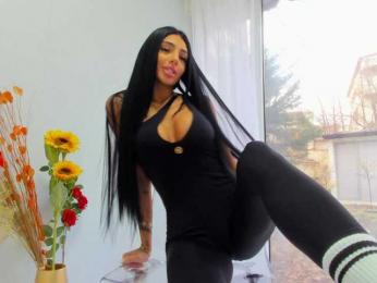 BritneyCharm webcam model stream image