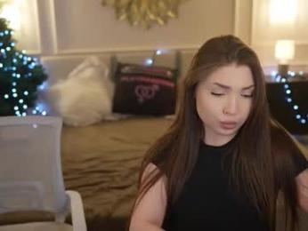 bright_diamonds_054 webcam model stream image