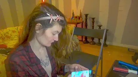 YourFavCanadianMILF webcam model stream image