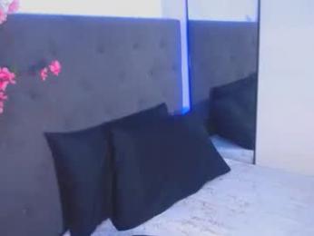 delilah_blazee webcam model stream image